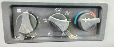 Freightliner FL70 Heater / AC Temp Control