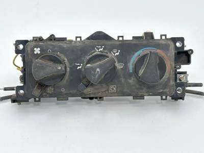 Freightliner FL70 Heater / AC Temp Control