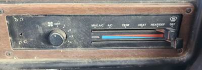 Freightliner FLD112SD Heater / AC Temp Control
