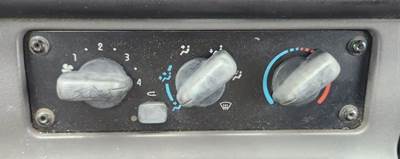 Freightliner M2 106 Heater / AC Temp Control