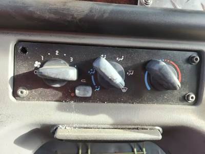 Freightliner M2 106 Heater / AC Temp Control