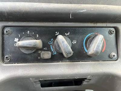 Freightliner M2 106 Heater / AC Temp Control