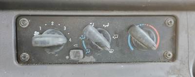 Freightliner M2 106 Heater / AC Temp Control