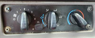 Freightliner M2 106 Heater / AC Temp Control