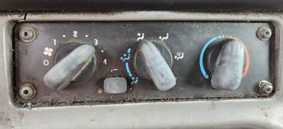 Freightliner M2 106 Heater / AC Temp Control