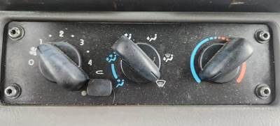 Freightliner M2 106 Heater / AC Temp Control