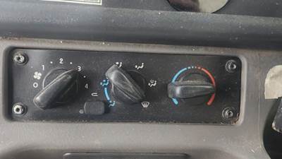 Freightliner M2 106 Heater / AC Temp Control