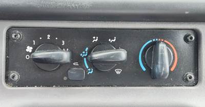 Freightliner M2 106 Heater / AC Temp Control
