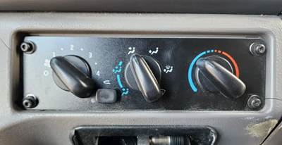 Freightliner M2 106 Heater / AC Temp Control