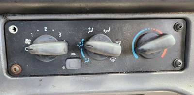 Freightliner M2 106 Heater / AC Temp Control