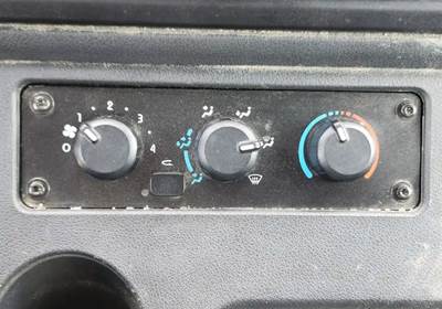Freightliner M2 106 Heater / AC Temp Control