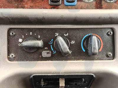 Freightliner M2 106 Heater / AC Temp Control