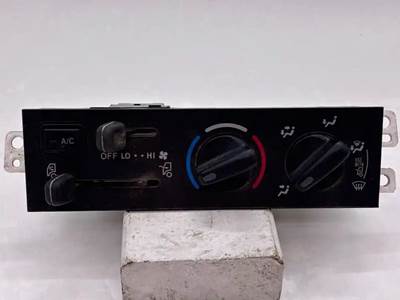 Used 2020 Hino 268 Heater/AC Temperature Control Assembly