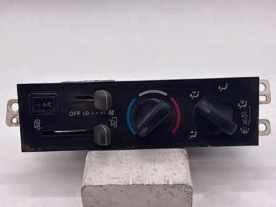 Used 2015 Hino 268 Heater / AC Temperature Control Assembly