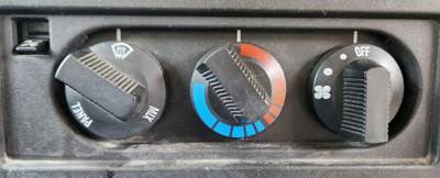 International 2574 Heater / AC Temp Control