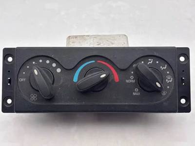 2002 International 4300 Heater/AC Control Assembly, Part # 3545543C3