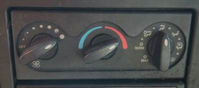 International 4400 Heater / AC Temp Control