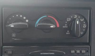 International 4400 Heater / AC Temp Control
