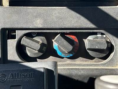 International 4900 Heater / AC Temp Control