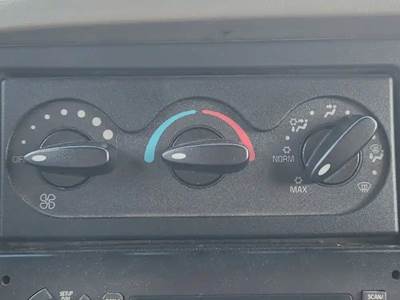 International 7400 Heater / AC Temp Control