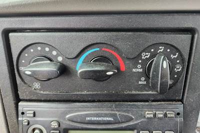 2009 International 8600 Heater / AC Temperature Control Assembly