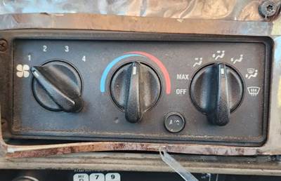 International 9200i Heater / AC Temp Control