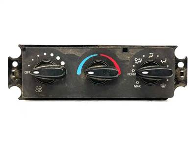 International DuraStar 4300 Heater / AC Temp Control