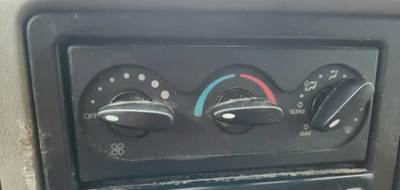 International DuraStar 4300 Heater / AC Temp Control