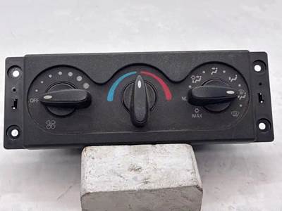 International DuraStar 4300 Heater / AC Temp Control