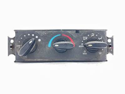 International LA617 Heater / AC Temp Control