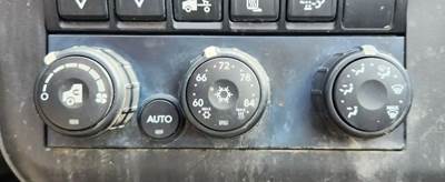 International LT625 Heater / AC Temp Control