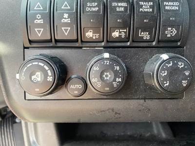 International LT625 Heater / AC Temp Control