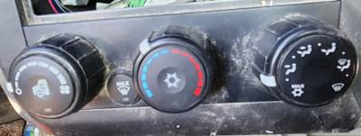 International LT625 Heater / AC Temp Control