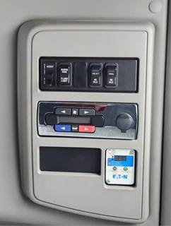 International LT625 Heater / AC Temp Control