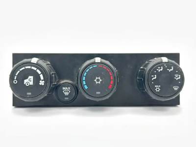 International LT625 Heater / AC Temp Control