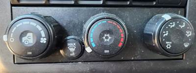 International LT625 Heater / AC Temp Control