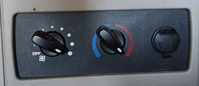 International LT625 Heater / AC Temp Control