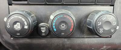 International LT625 Heater / AC Temp Control