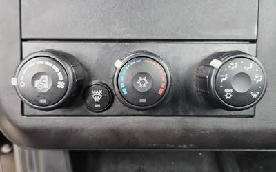 Used 2024 International LT62F Heater/AC Temperature Control Assembly