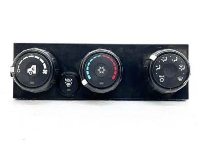 International RH613 Heater / AC Temp Control