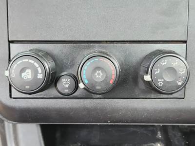 International RH613 Heater / AC Temp Control