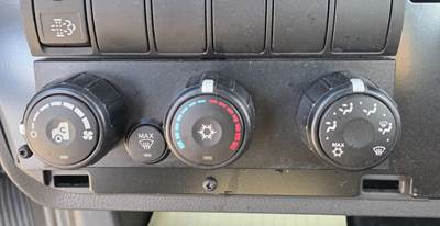 International RH613 Heater / AC Temp Control