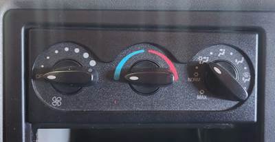 International WorkStar 7600 Heater / AC Temp Control