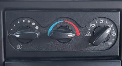 International WorkStar 7600 Heater / AC Temp Control