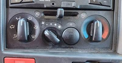 Isuzu NPR Heater / AC Temp Control