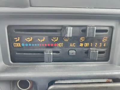 Isuzu NQR Heater / AC Temp Control