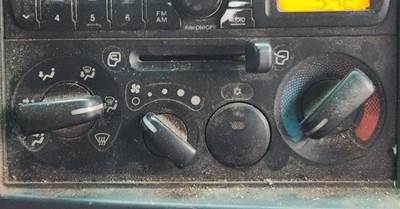 Isuzu NRR Heater / AC Temp Control
