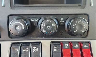 Used 2025 Kenworth T680 Heater/AC Temperature Control Assembly