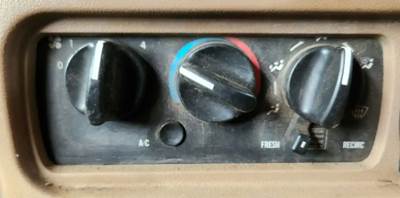Mack Granite CV713 Heater / AC Temp Control for a 2006 Mack CV713 Granite