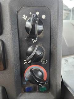 Mack MRU613 Heater / AC Temp Control